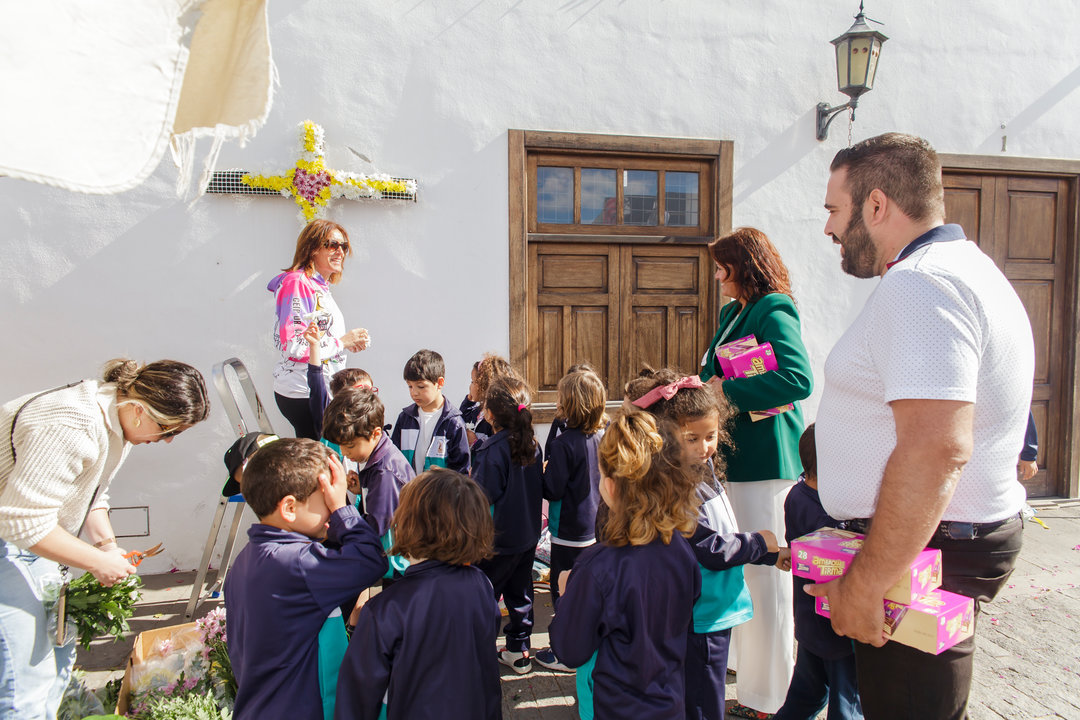 Cruces Flores Teguise.