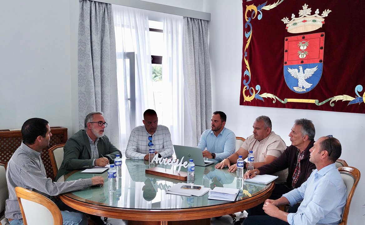 Reunión alcalde y concejal de Limpieza con Urbaser.