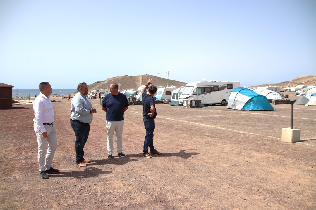 Visita área acampada Papagayo.