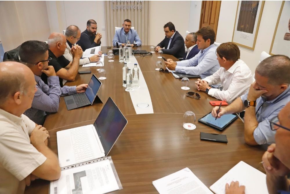 Reunión en el Cabildo