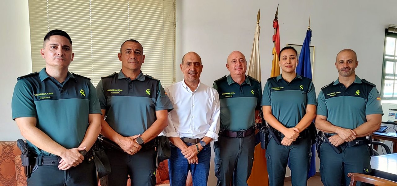 Reconocimiento a los guardias civiles