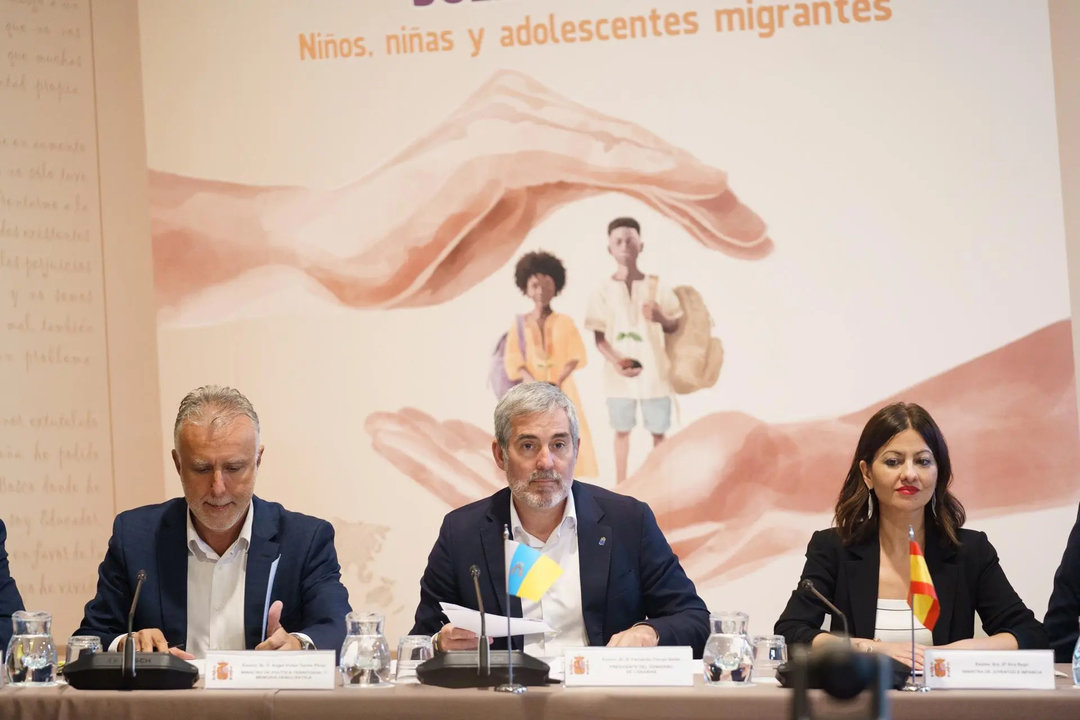 Fernando Clavijo, Ángel Victor Torres y Sira Rego.