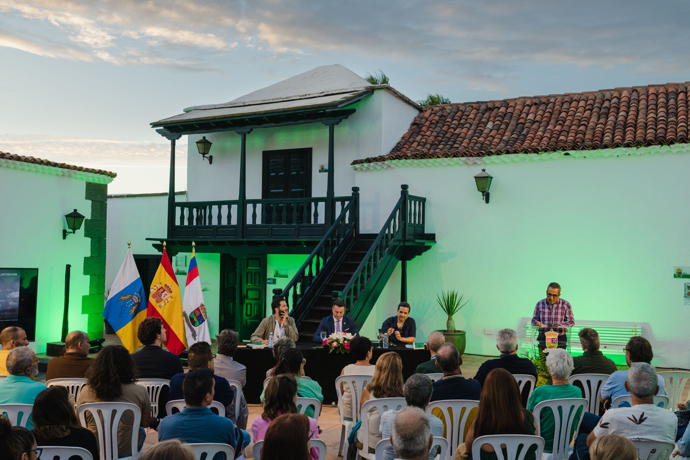 Patio de la Casa de la Cultura de Yaiza.