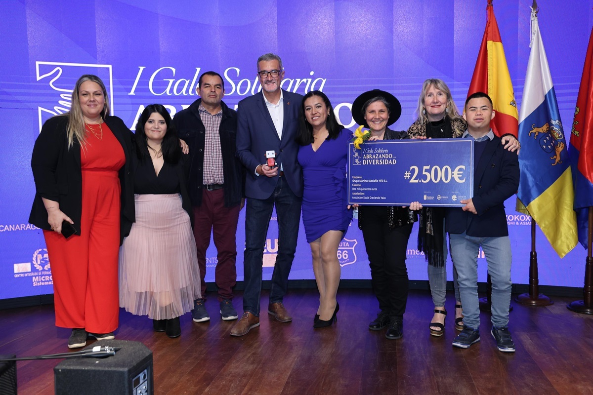 GALA SOLIDARIA ABRAZANDO LA DIVERSIDAD (5)